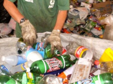 Brasil joga fora 80 toneladas diárias de produtos que poderiam ser reciclados